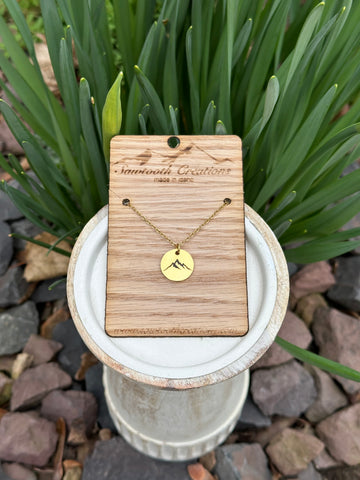 Engraved pendant necklaces